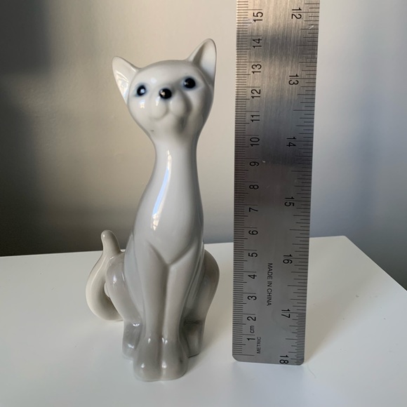 Vintage Porcelain Otagiri Cat Figurine - Picture 2 of 7